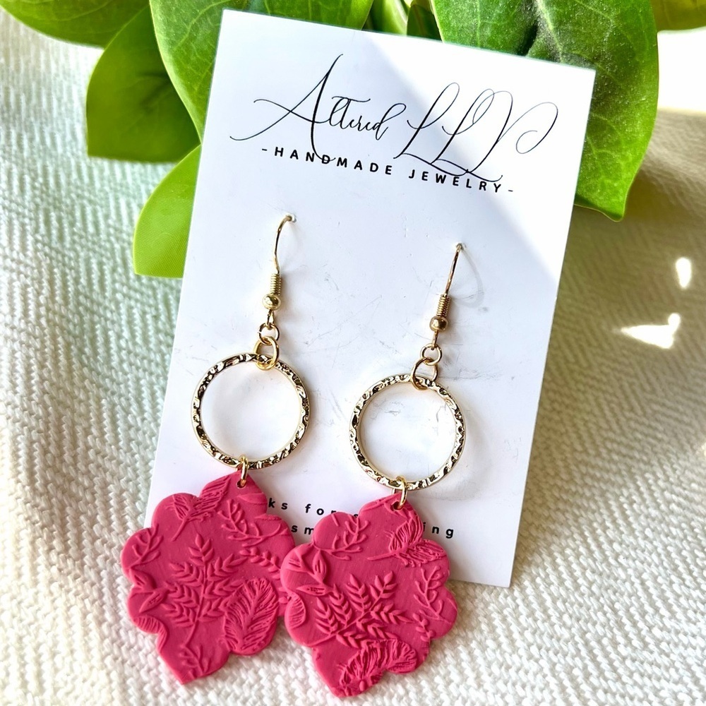 2/$30 Pink Leaf Pattern Dangle Earrings